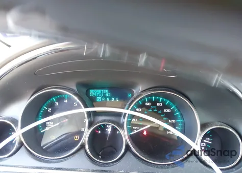 2013 Buick Enclave Premium z USA, uszkodzony, nr VIN 5GAKRDKD9DJ160370